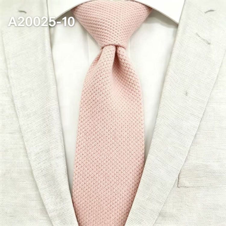 Title: The Symbolism and Significance of Tie Clip Patterns