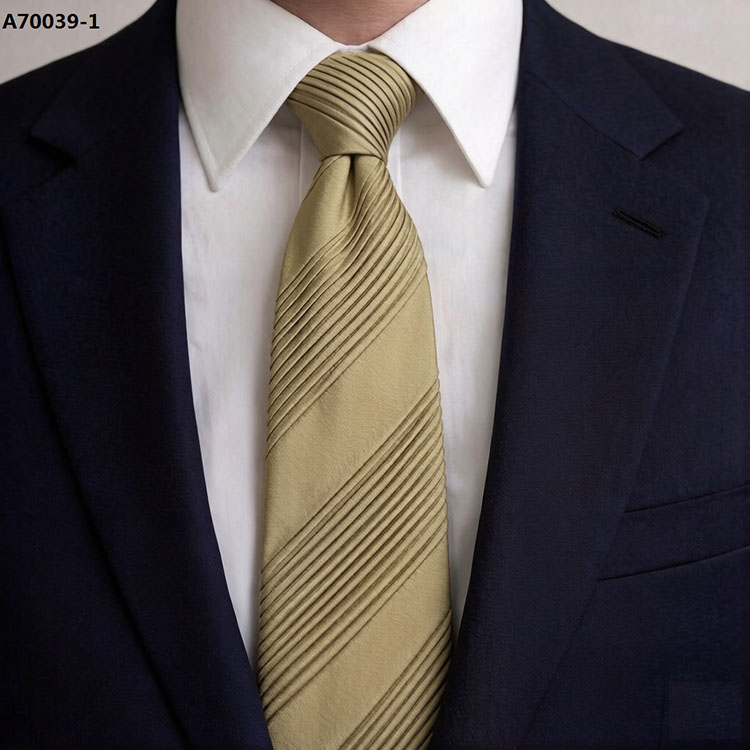 Custom-Made Suit and Tie: The Ultimate Fashion Statement Custom-Made Suit and Tie: The Ultimate Fashion Statement
