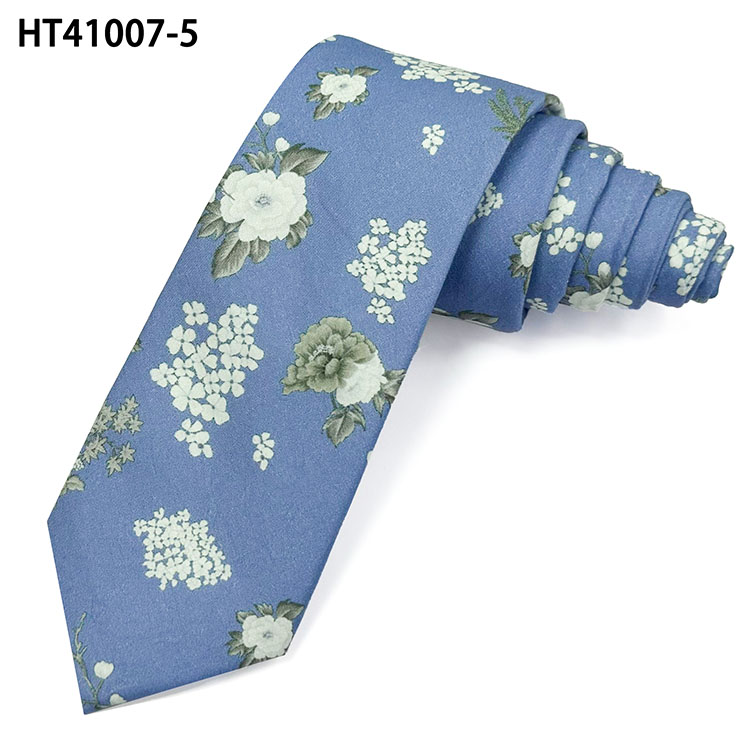 The Phenomenon of Business Ties: A Trendy Evolution