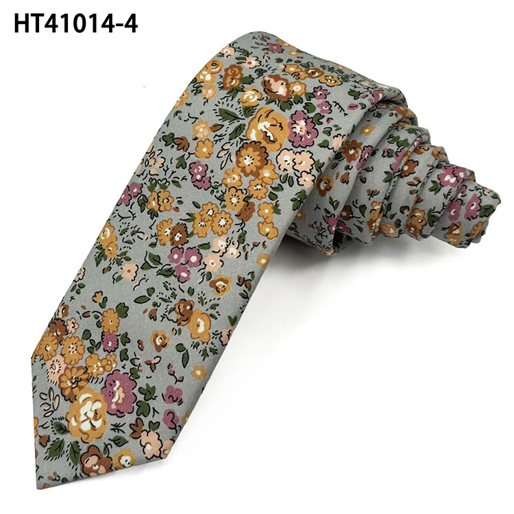 Womens Tie and Suit: A Fashionable Blend