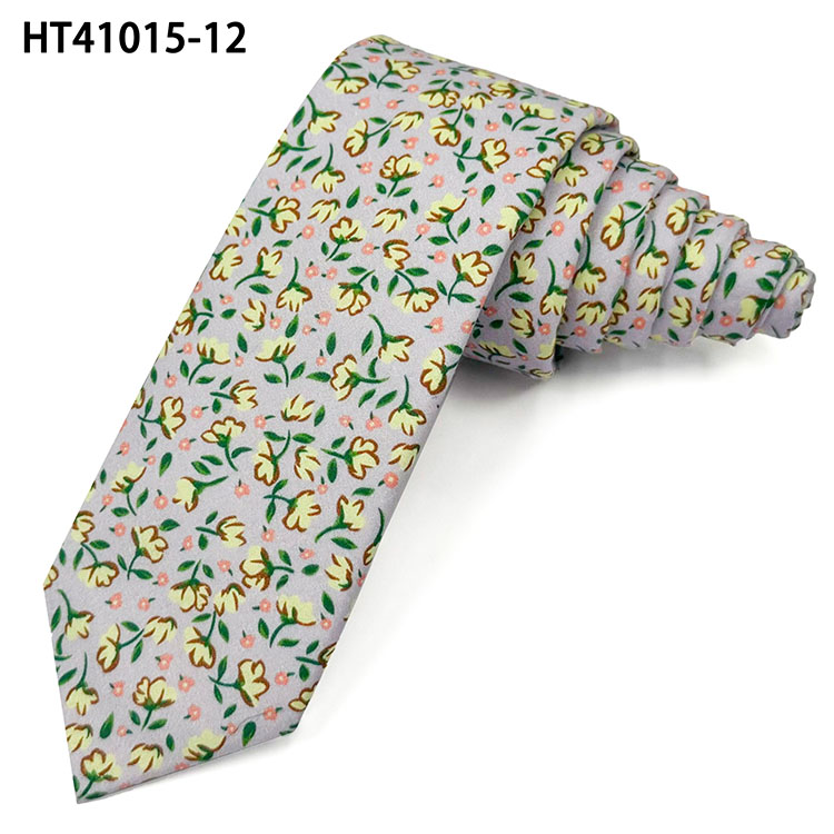 The art of tying a Knitted Tie