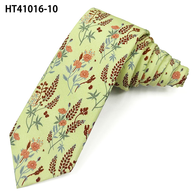 The Story of a Dark Tie The Story of a Dark Tie