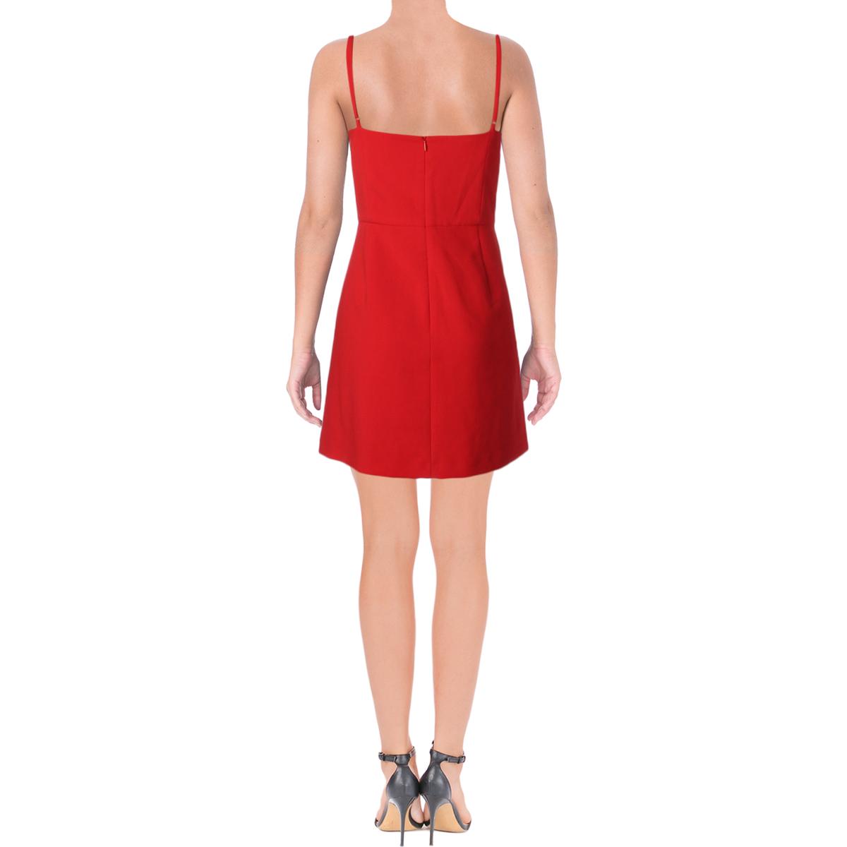 Title: Mature and Stable Womens Brands with Tie Collections