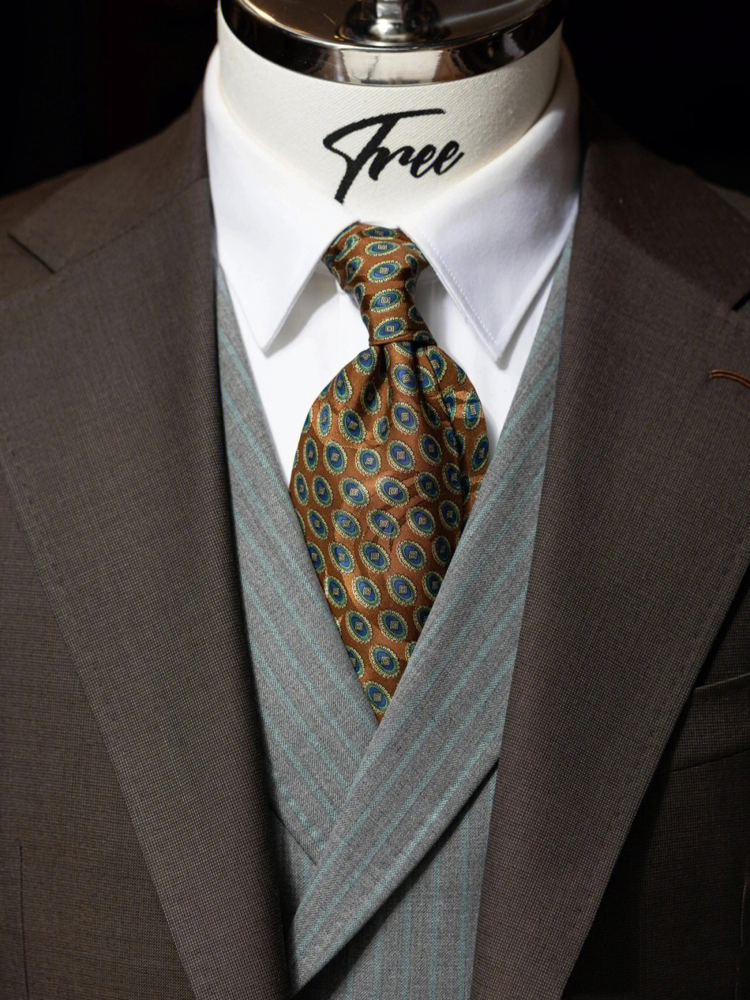 The Fine Art of the Business领带