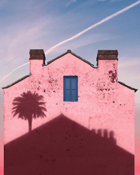 Naples Ties: A Rich history and a Style that Transcends Time