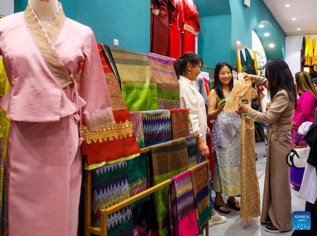 Customized Ties in Yinchuan