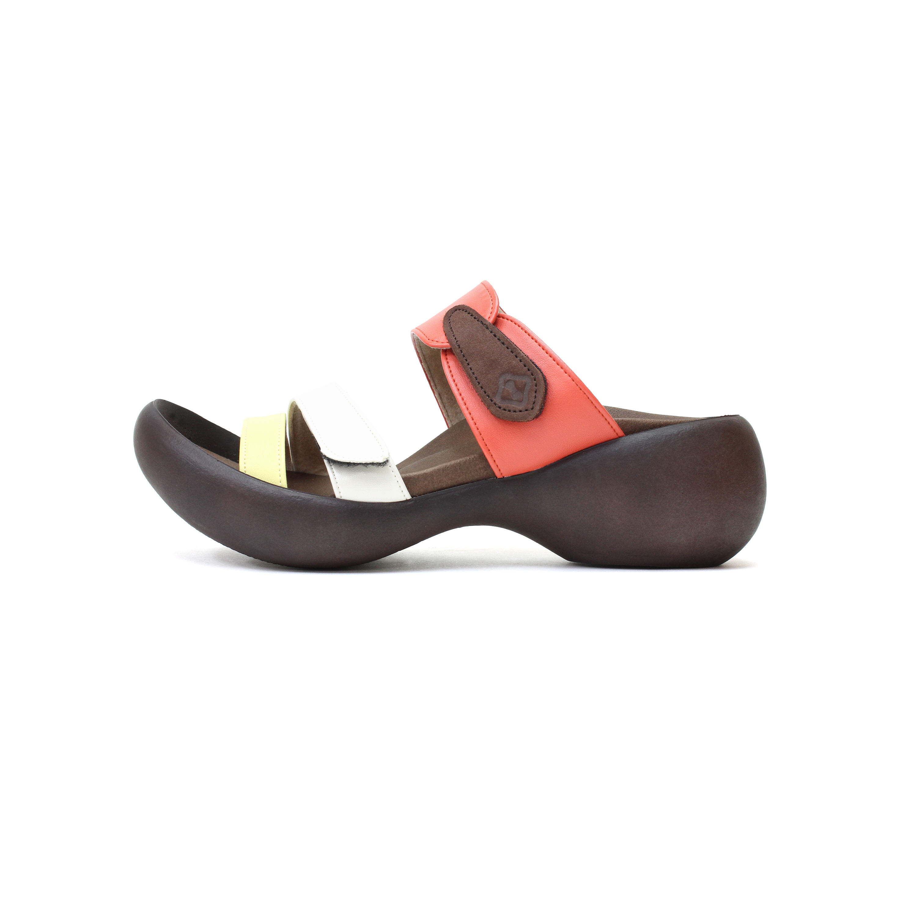 TITLE: Summer with a Touch of Class: The Best in Womens Shoes