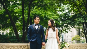 The wedding ceremony is one of the most important moments in a couple’s life, and one that often requires a great deal of preparation and planning. For the groom, choosing the right wedding attire is essential to ensure that he looks his best on his wedding day. One of the most popular choices for wedding attire is a gentleman’s tie. A tie can add a touch of elegance and style to any wedding outfit, and there are many different styles and colors to choose from. In this article, we will explore some of the most popular styles of ties for wedding ceremonies, and provide some tips on how to choose the perfect tie for your big day.