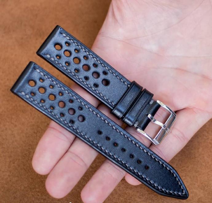 Title: What is a Tie That Isnt Made by Hand?
