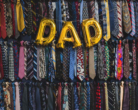 Title: How to Choose a Dad Style Tie for Fathers Day?