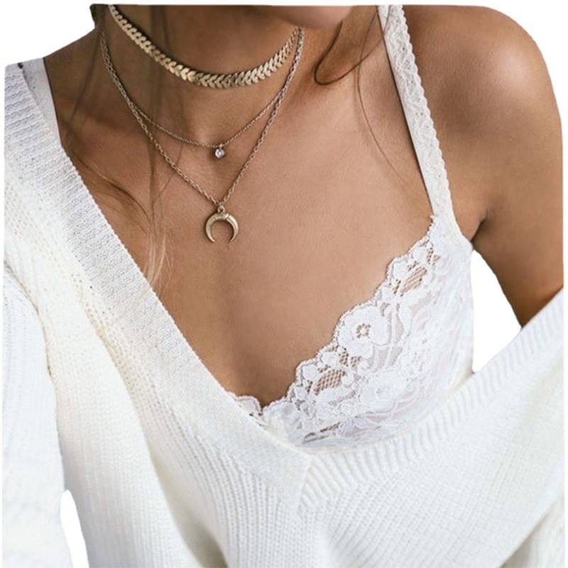 Title: The Perfect Neckties for Young Women: A Guide to Trendy and Stylish Chain Ties