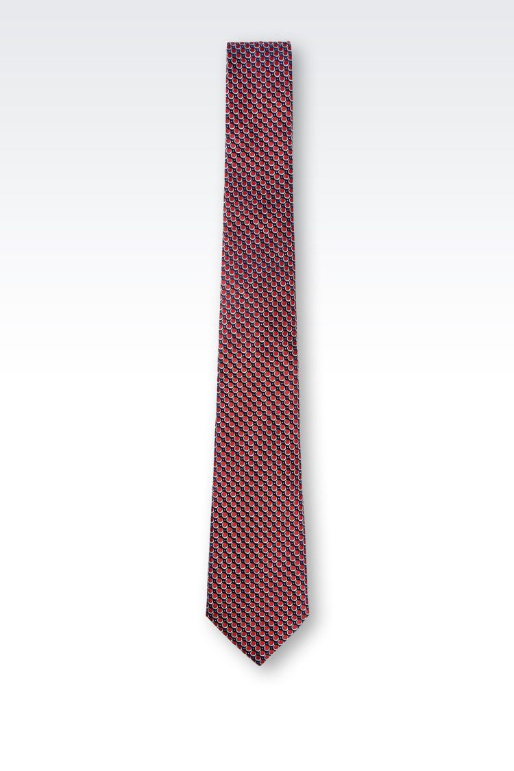 Title: Exploring the Beauty of Brown Ties: A女士款领带推荐及图片展示