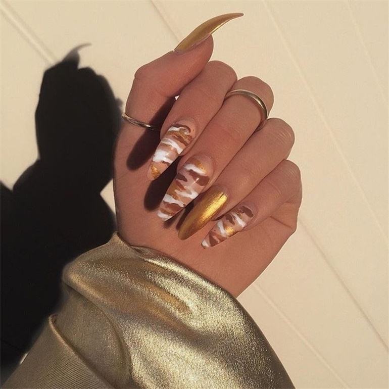 Nail Art Styles with Tie Inspired Design Pictures