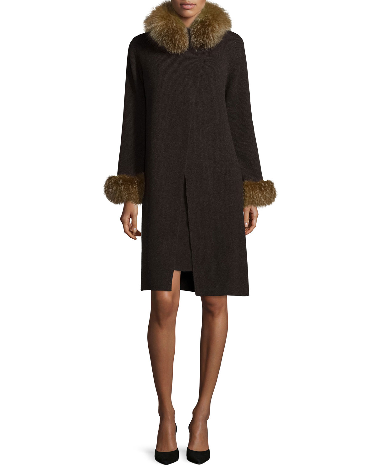 Title: The Beauty of Fox Fur Collars in Fashion: A Comprehensive Analysis