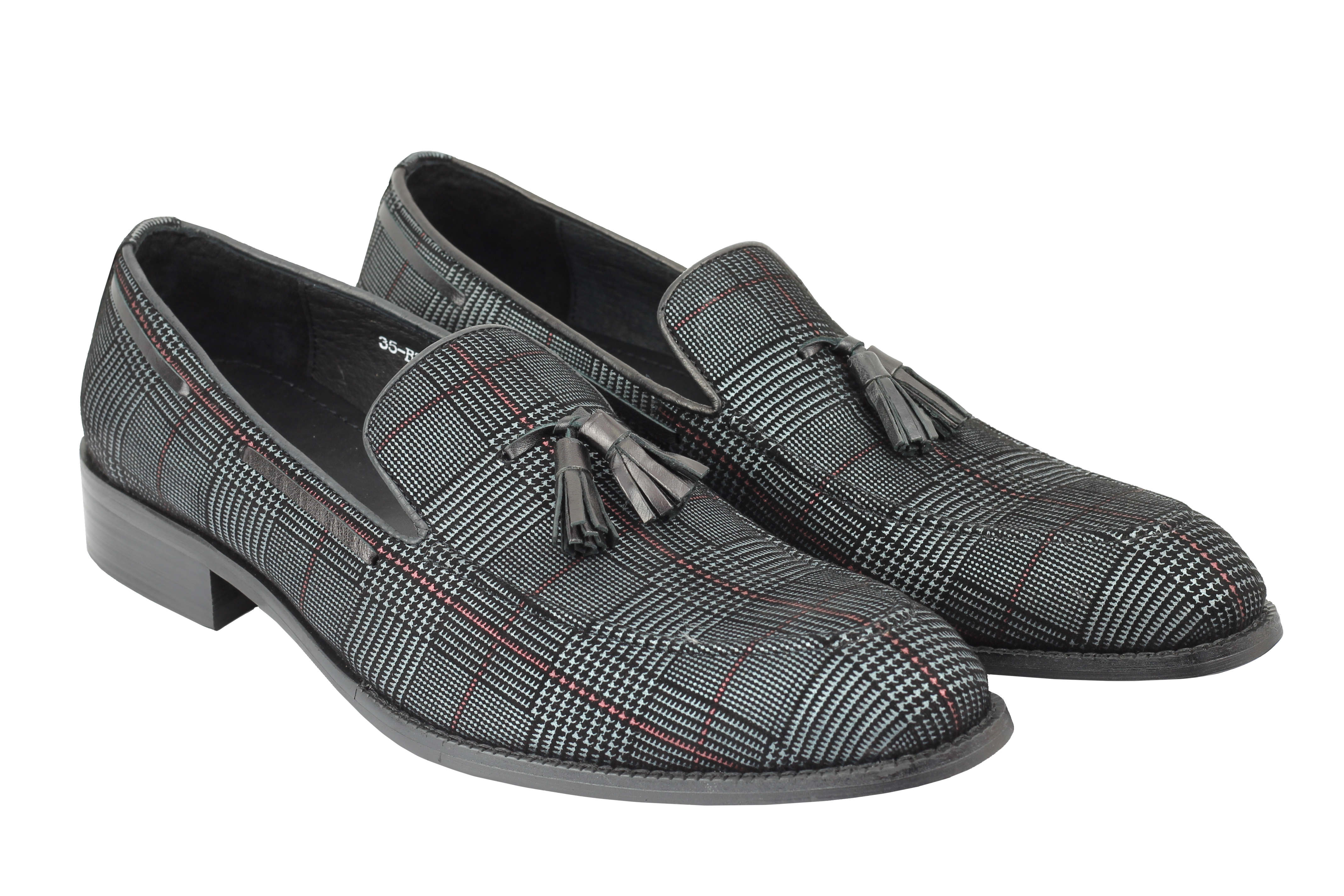 Title: Top London Mens Tie Brand Recommendations for a Stylish and Sophisticated Look