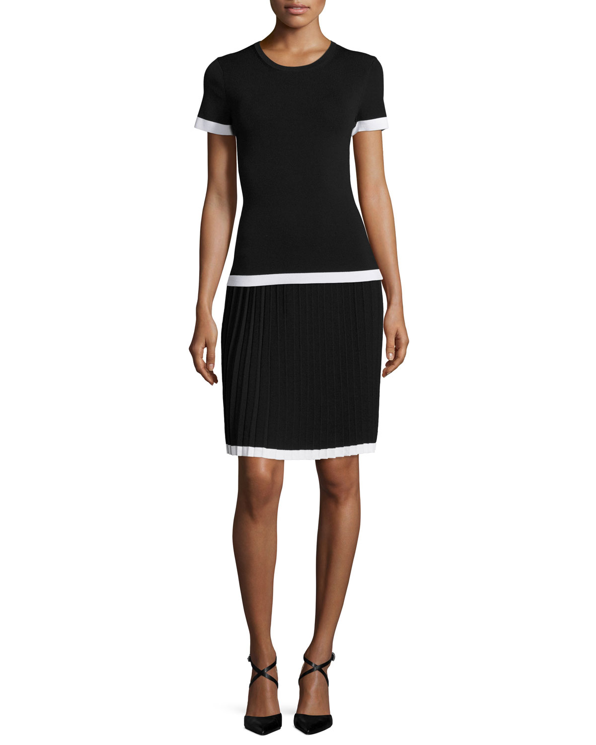 Title: A Comprehensive Guide to Recommended Brands for Dark-Colored Shirts, Ties, and Skirts