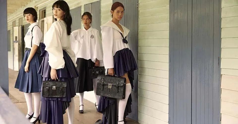 Title: Recommended Thai School Uniforms and Ties Brands for a Stylish yet Comfortable Look