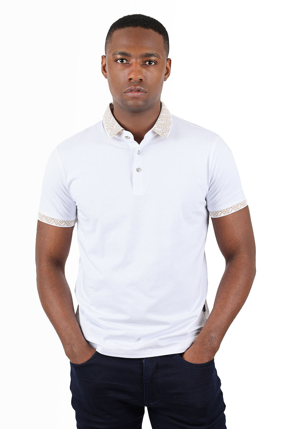 Title: Recommendation of Brands for Mens White Collar Shirts with Ties