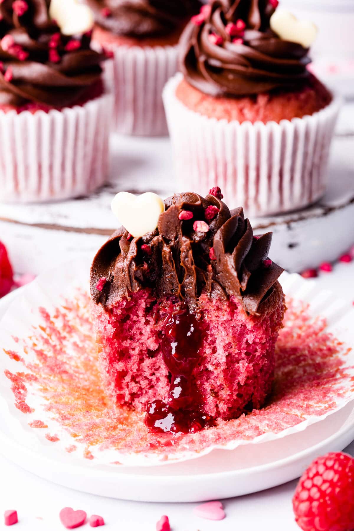 Title: Affordable Cake Brands with Ribbon Cupcakes: A Review