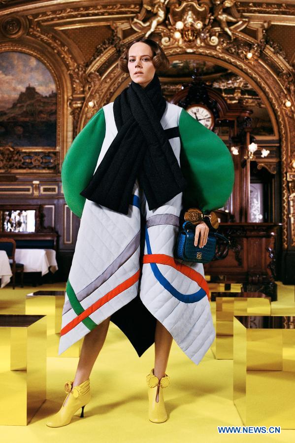 Title: Unveiling the Finest Spring Collection: A Guide to Paris Fashion Weeks Leading Tie Brands