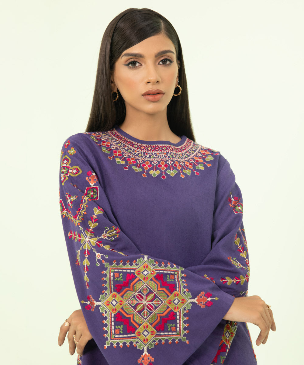 Title: Exploring the Vibrant World of Vietnamese Fashion with Purple Tie-themed Clothing Brands