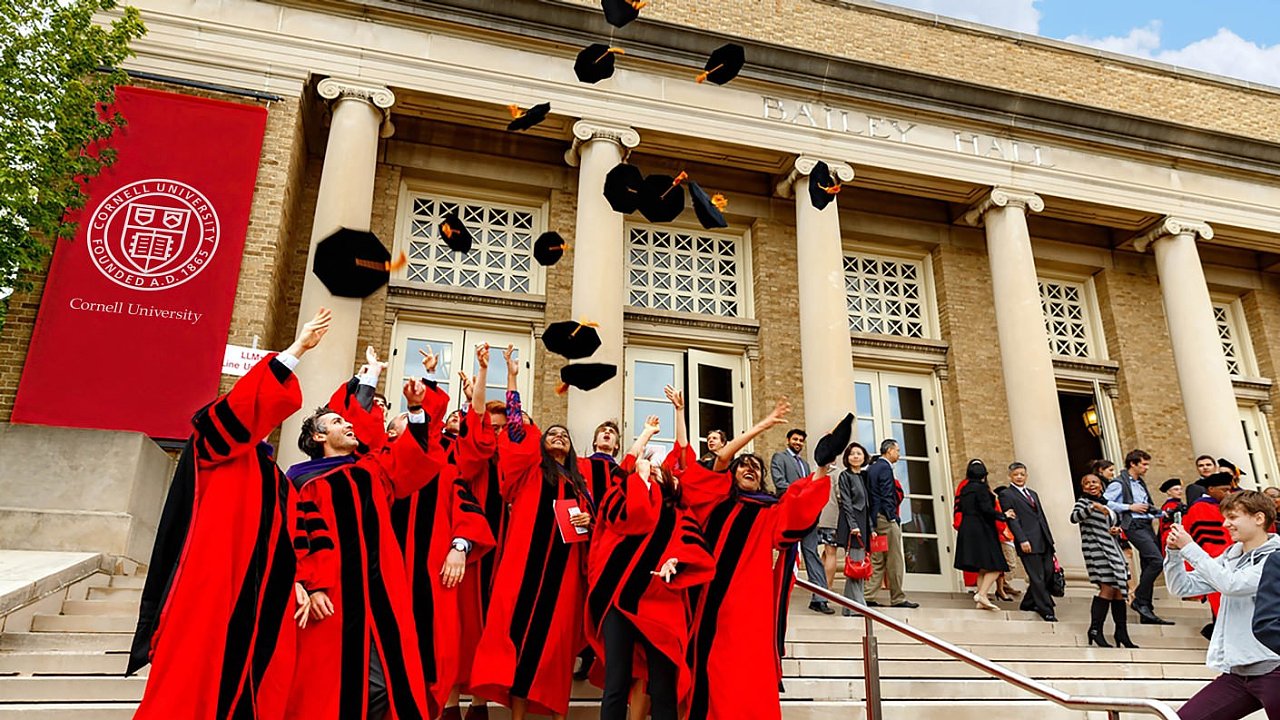 The Significance of a Red Tie in Graduation Photos: A Symbol of Achievement and Hope