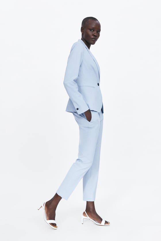 Title: The Best Brand for Green Ties: Unveiling the Top Suit Brands for Stylish and Professional Looks
