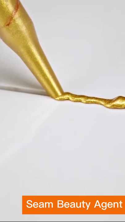 The Golden Shield Tie: A Symbol of Power and Elegance