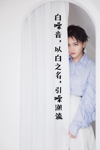 Title: Combining Gray and White Suits with Ties: A Fashionable and Refined Look
