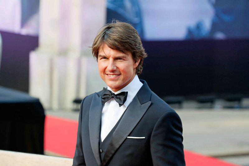 Title: Unconventional Mens Suit Pairings: images of men wearing suits without ties