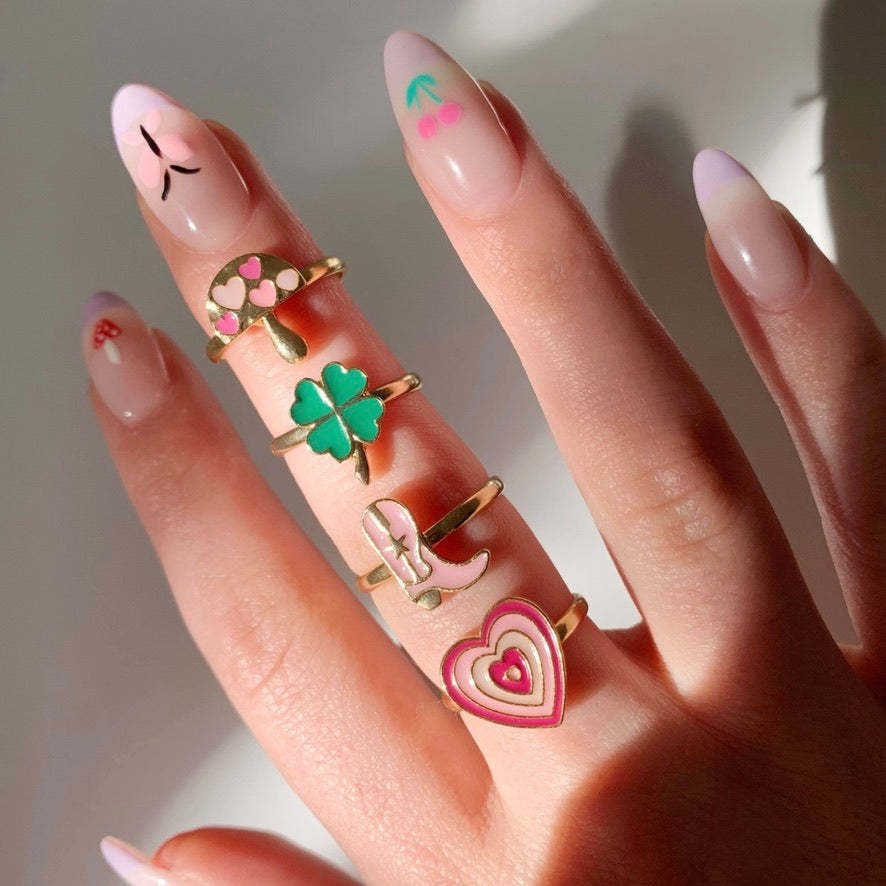 How to Make a Heart-Shaped Ring from a Tie