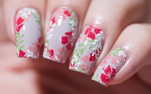 Title: Red Gold Tie Nail Art Styles for Women: A Visual Gallery