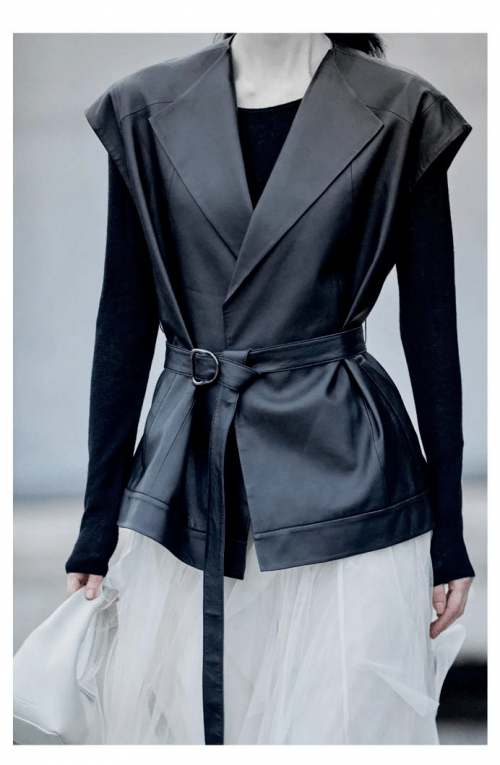 WHITE CASHMERE TIE: A Fashion Statement of Classic Elegance