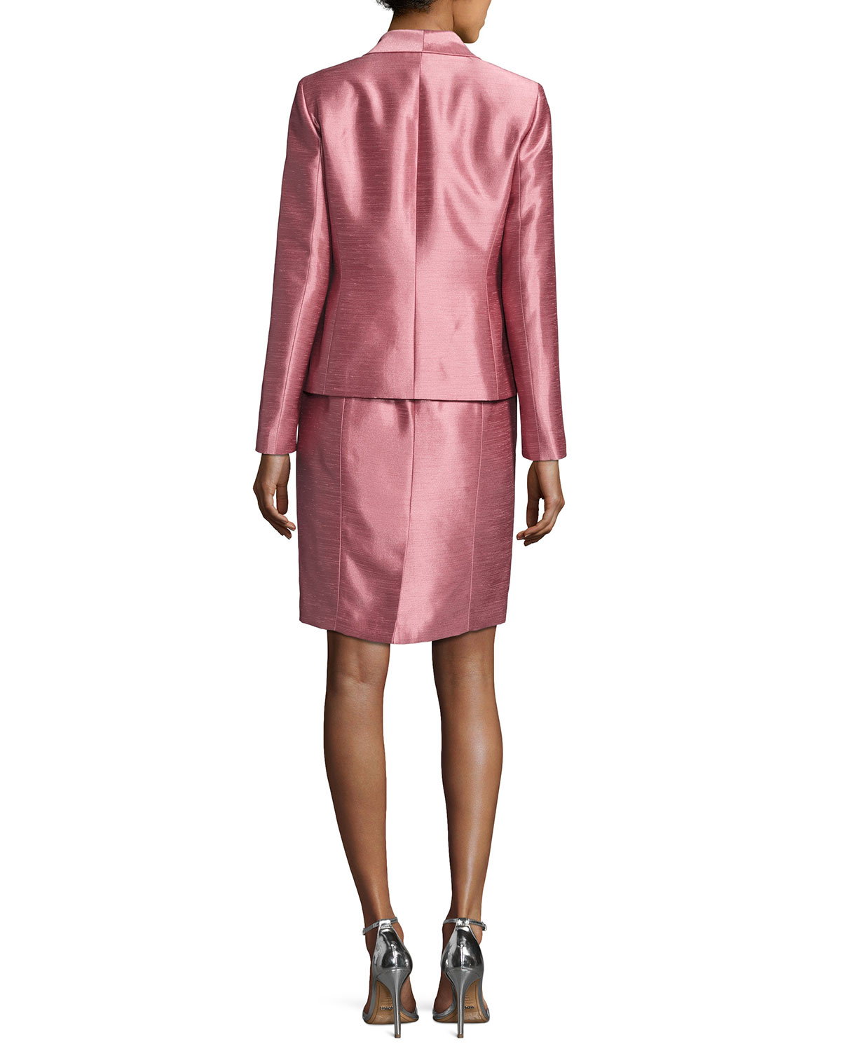 Title: The Unique Charm of a Pink Tie Coat