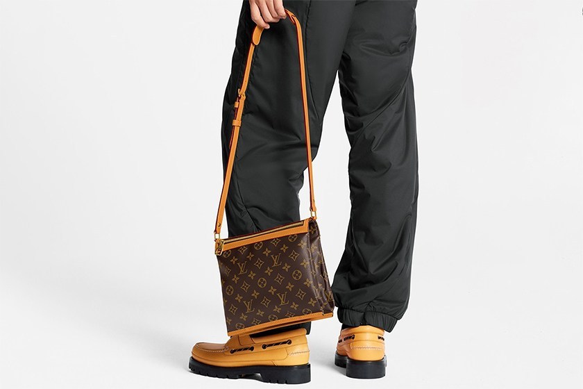 Title: LV Mens Ties: A Comprehensive Guide to Images, Prices, and More
