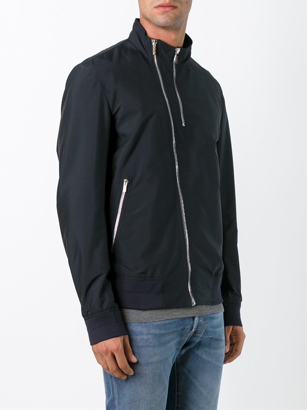 Title: A Glimpse of Mens Tie-Zipper Styles