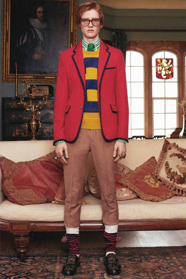 Title: Exploring the World of Mens Gucci Ties: A Visual Guide to the Best Brands and Models