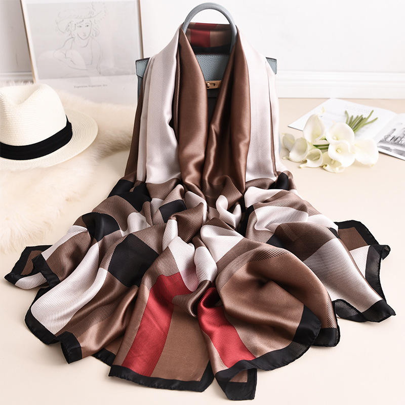 Title: Top Silk Scarf Brands for Women on Zhihu - A Comprehensive Review