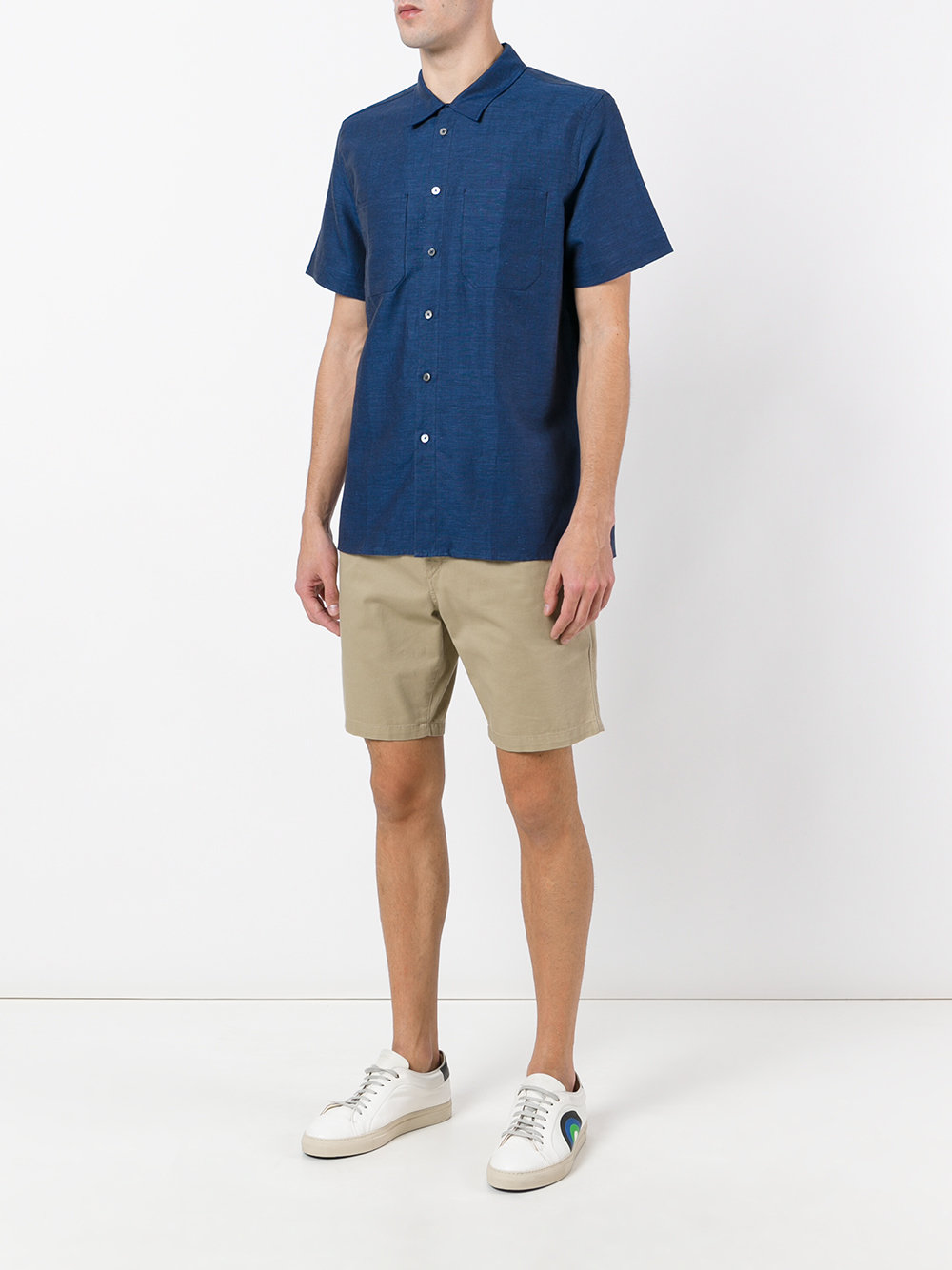 Title: The Ultimate Guide to Short-Sleeve Shirts with Ties