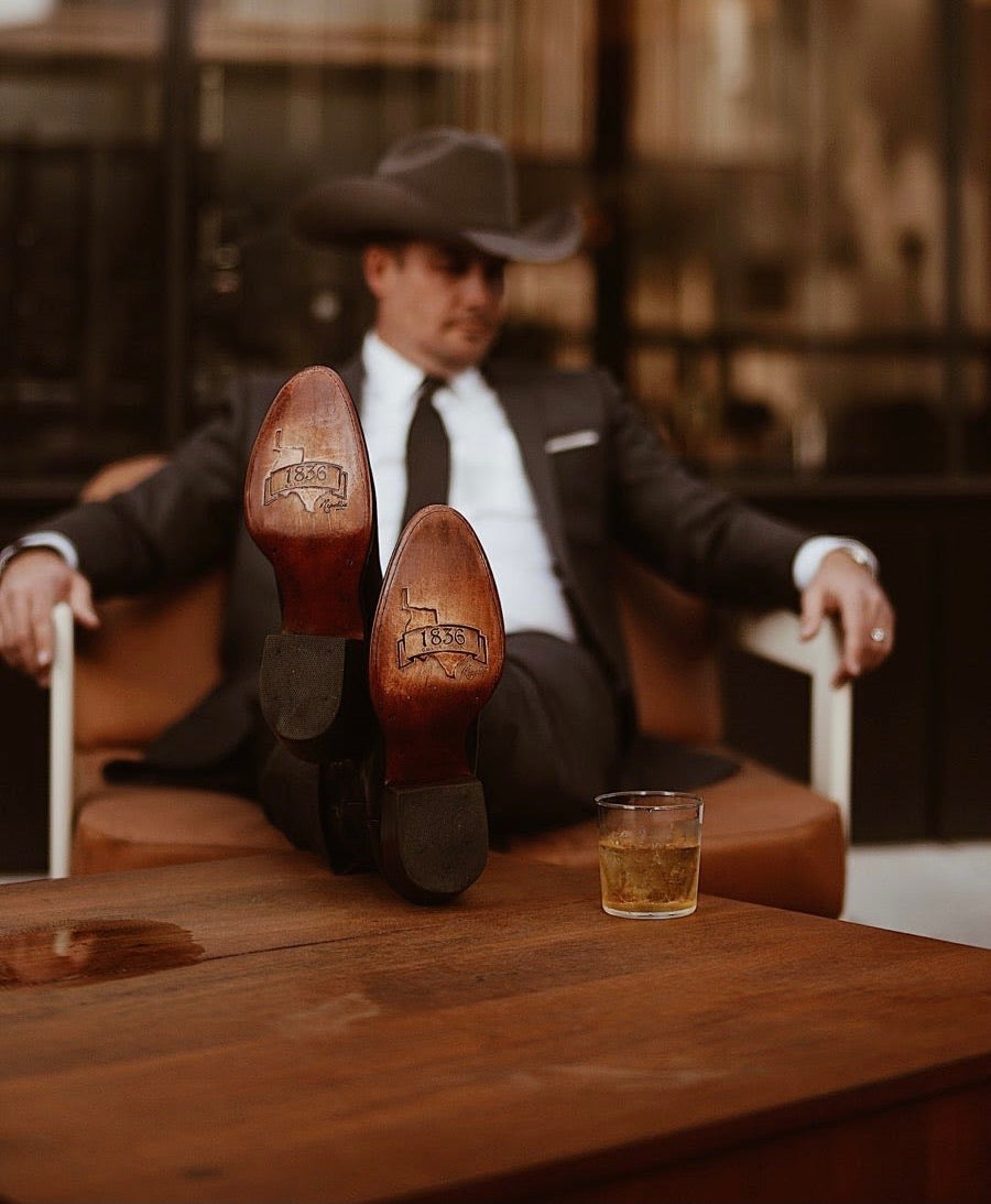 The essential styles of cowboy ties to buy