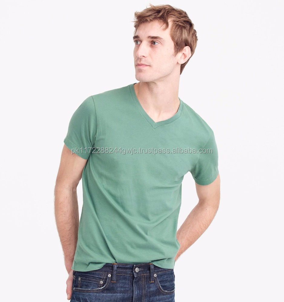 Title: Fashionable Mens Brand V-Neck Tie-Clipped Short-Sleeve T-Shirt in the直播间
