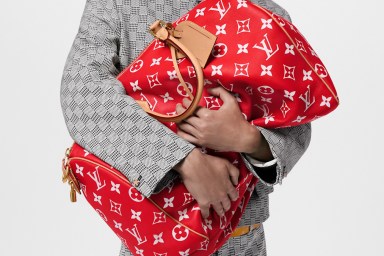 Title: The Enigmatic Allure of the LV Red Tie: A Masterpiece in Fashion and Tradition