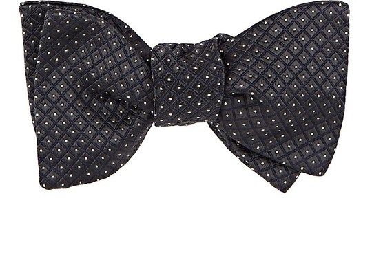 Diamond-Studded Childrens Ties: A Trendy and Stylish Accessory for Kids