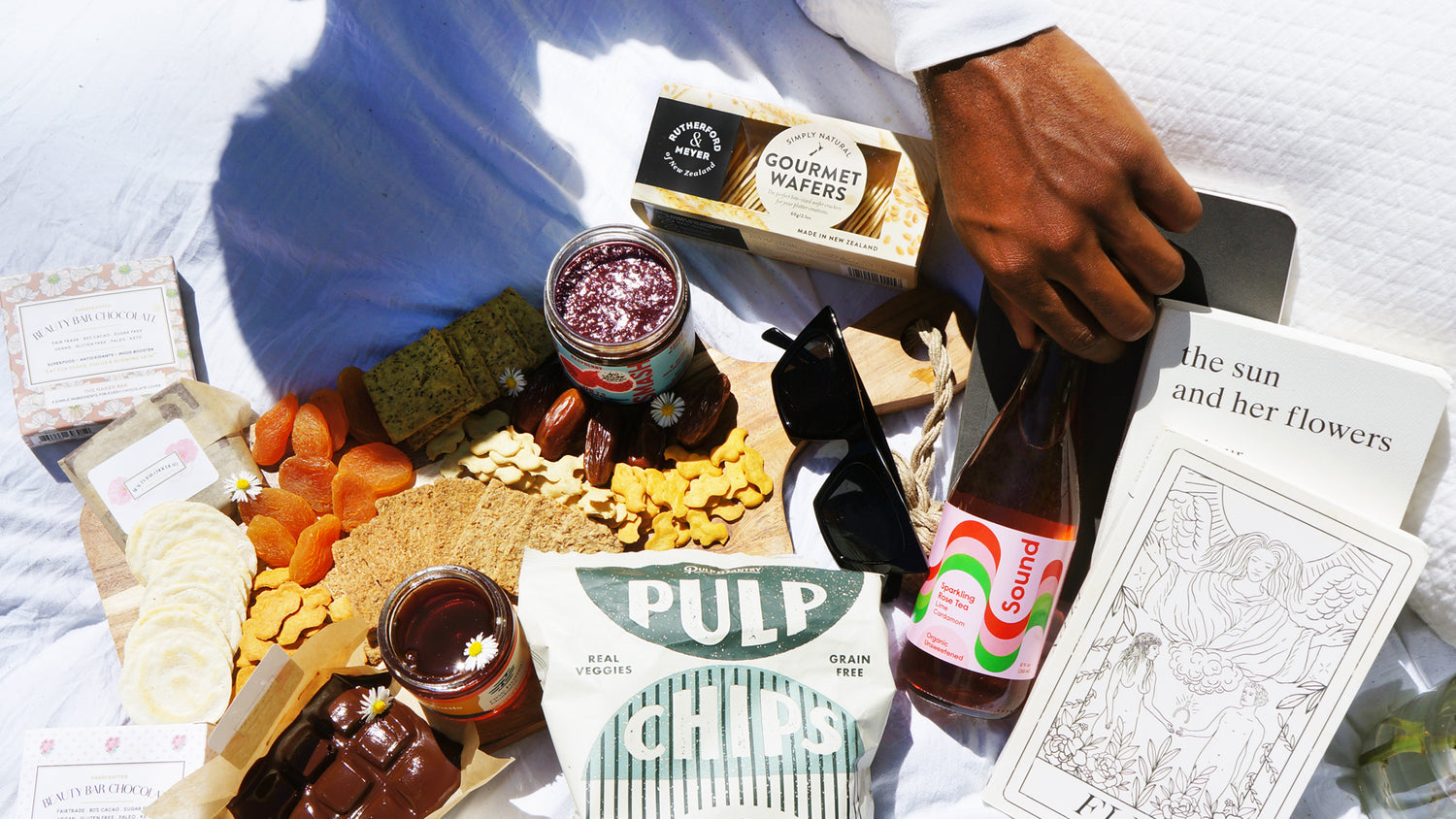 Title: A Culinary Adventure at Flower Tie Snacks - Unraveling the Hidden Gems of Street Food