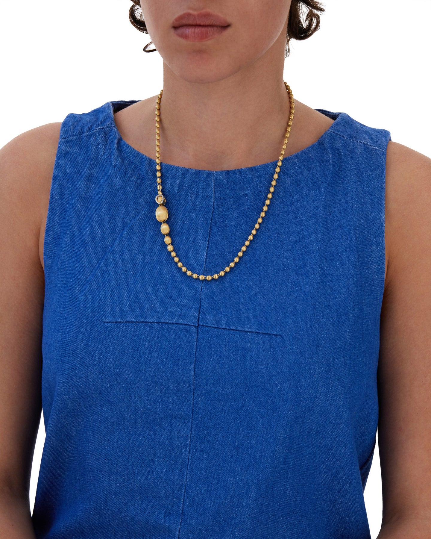 Title: The Art of Wearing Silver Chain Necklaces and Short Ties: A Guide to Elevated Style