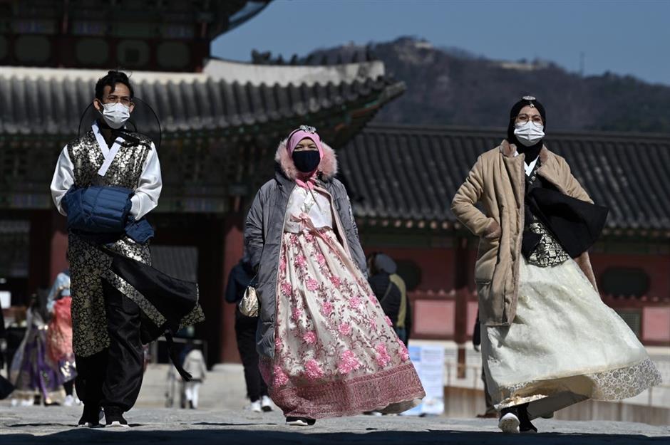 Title: The Allure of North Korean Ties: A Glimpse into the World of Korean Style