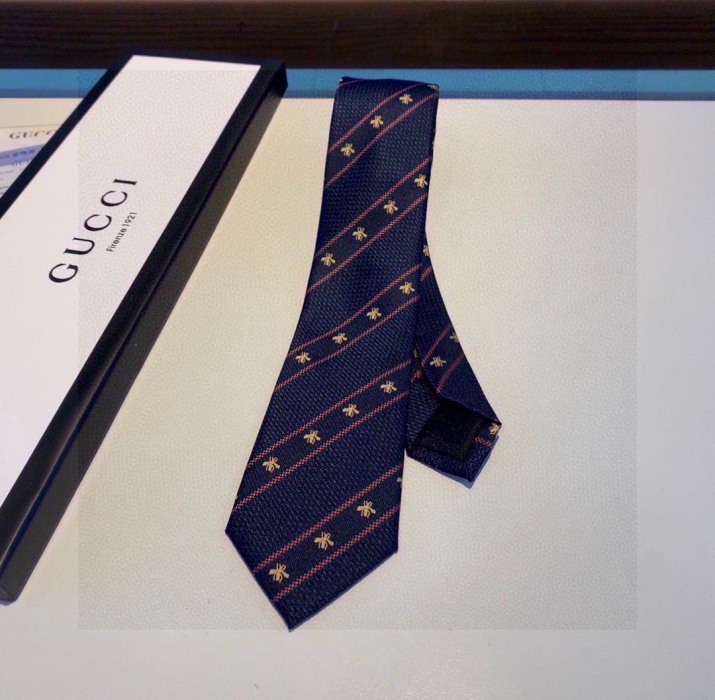领带潮带， A Guide to the Trendy World of Ties