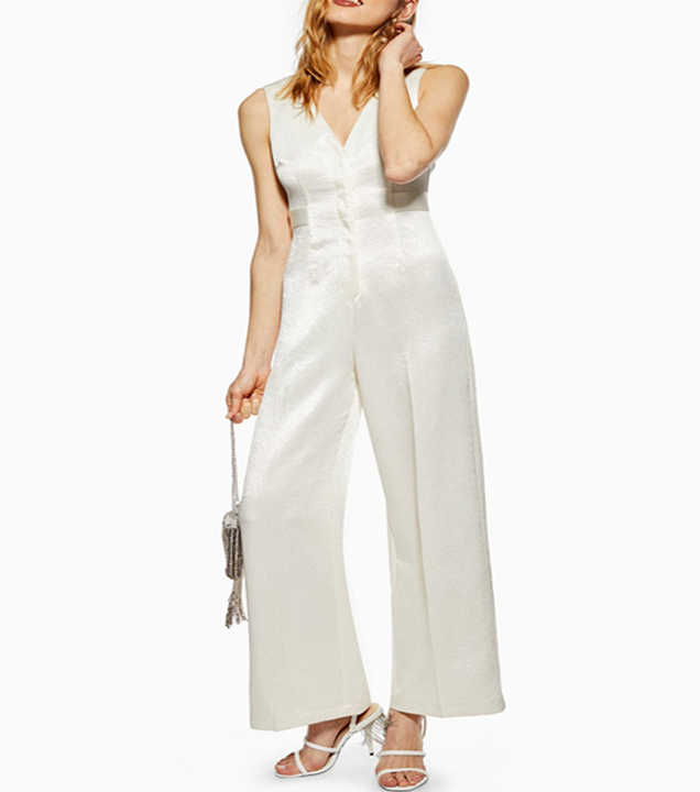 Title: The Art of Combining Simple Womens Ties for a Stunning Look