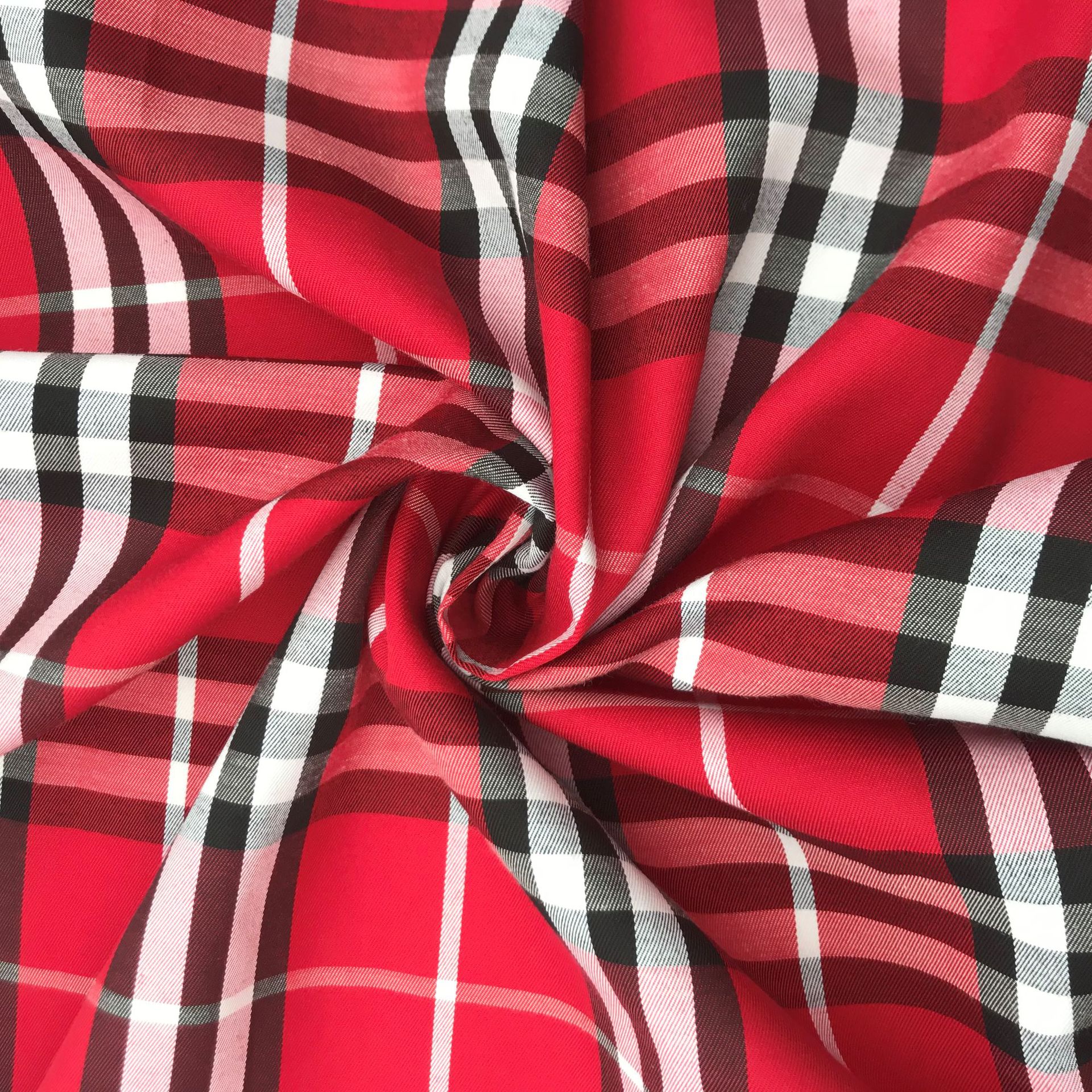 The Unique Charm of Red and Green Striped Ties: Brands and Pictures to Consider