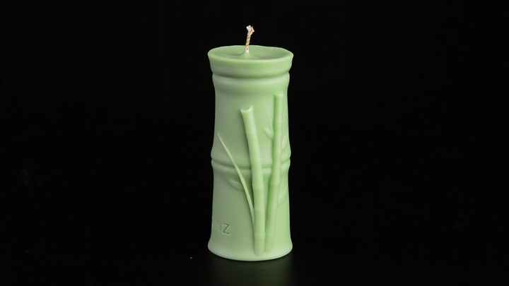 The Splendor of Creolian Tie-Dye Candle